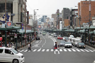 야사카신사 앞 기온교차로